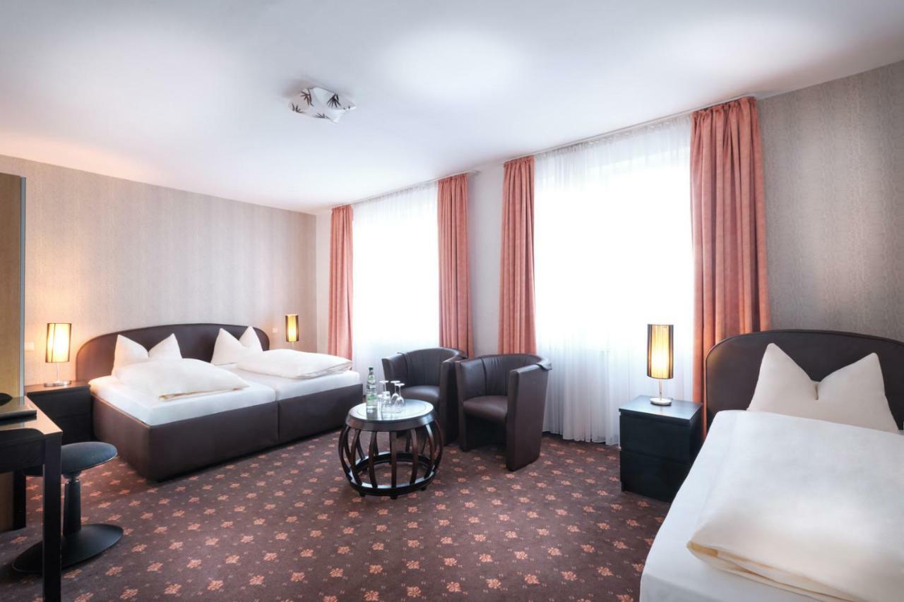 Hotel Alt Graz Дюселдорф Екстериор снимка